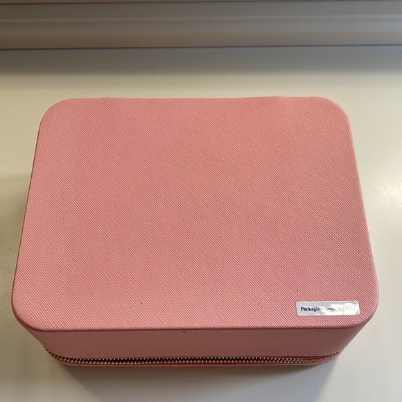 Pandora Storage Box - Picture 6 of 7